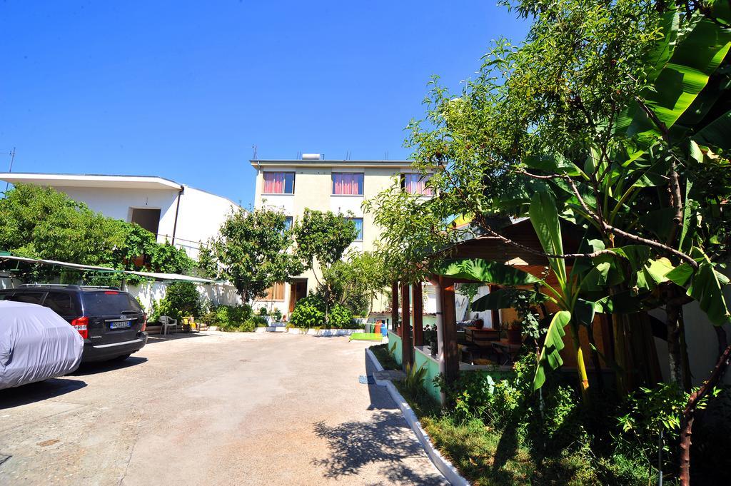 Pemaj Hostel Shkodër Eksteriør bilde